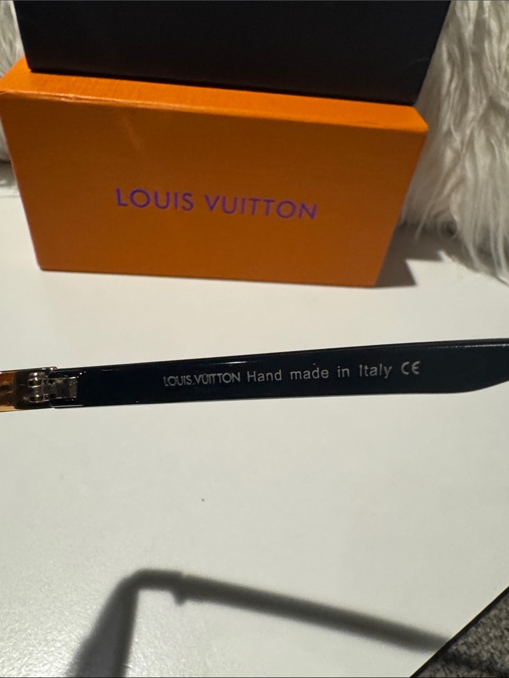 Louis Vuitton Gold Frame Sunglasses with Dark Gray Lenses and Black Temples - Picture 5 of 8